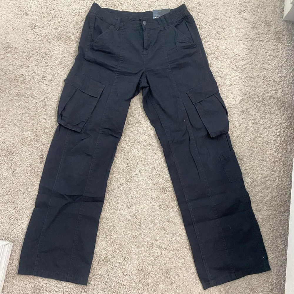 H&M black cargo pants
